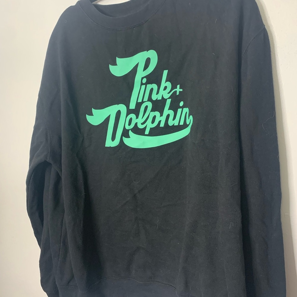 Pink Dolphin Crew - Picture 2 of 5